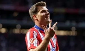 Tiền đạo Atletico lập kỷ lục ghi hat-trick trong 3 phút tại La Liga