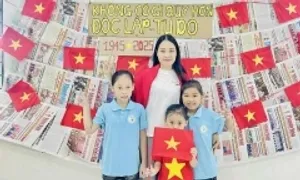 Người dân bàn cách tiêu tiền được tặng dịp Quốc khánh cho ý nghĩa